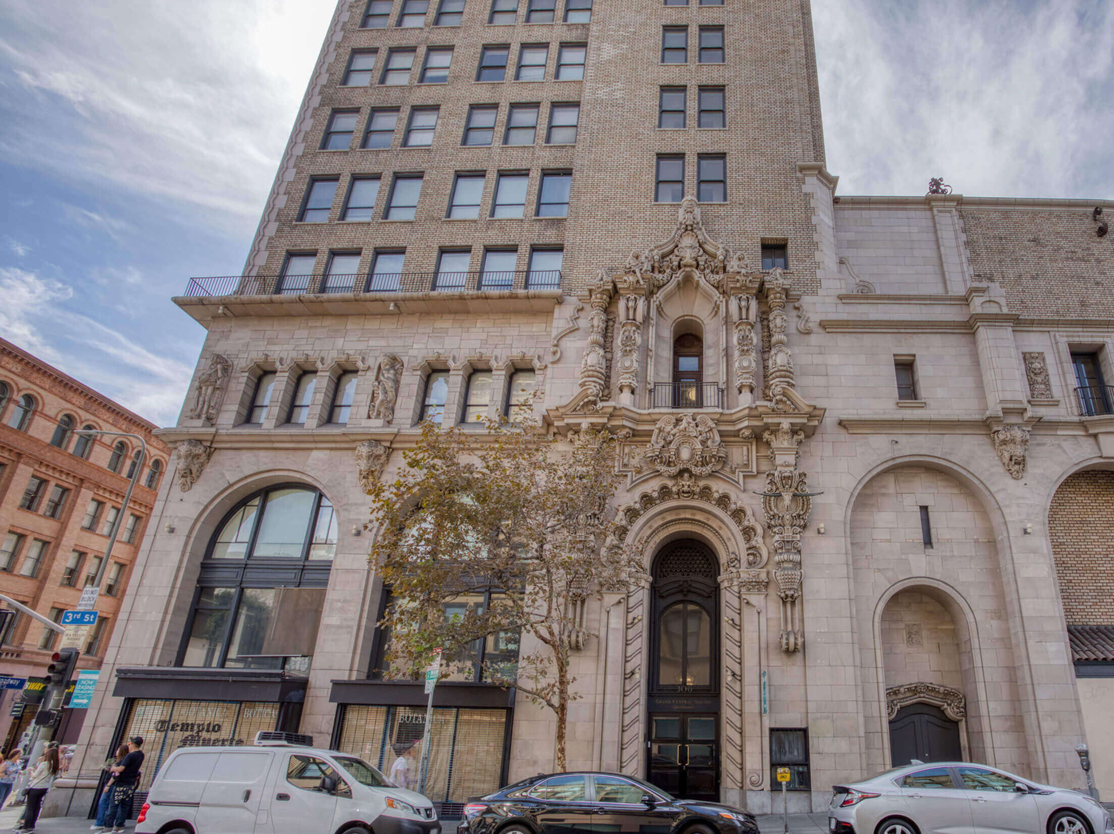 Grand Central Market Apartments